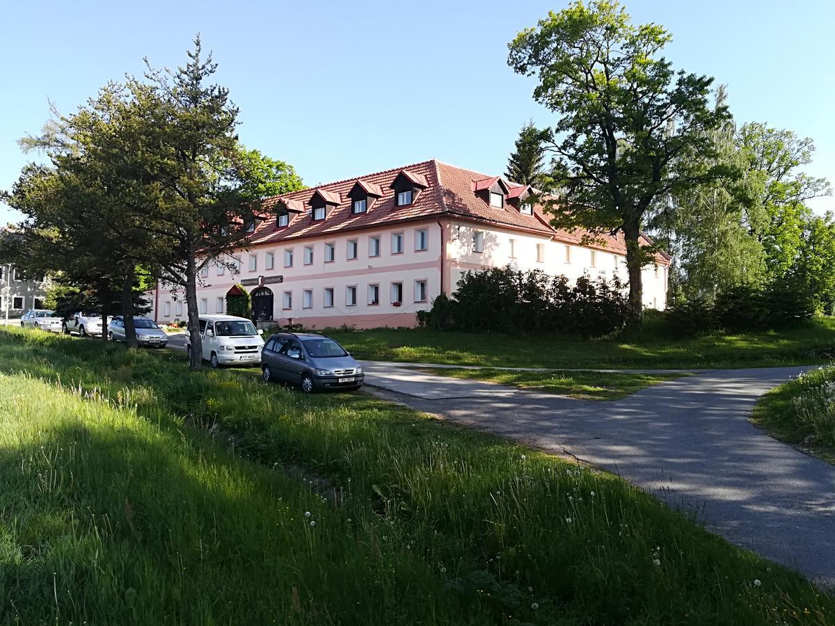 Penzion Tomy Pihlov Horní Planá Exterior foto
